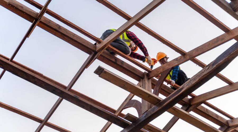 Professional gutter cleaning services in Pineville, SC